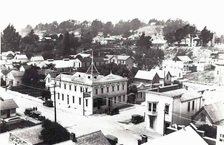 File:1920-Cedar-Locust.jpg